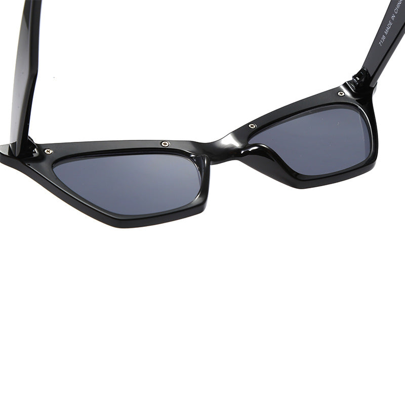 Gilded Wing Cat-eye Sunglasses